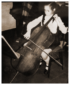 Vera Junker als Kind am Cello